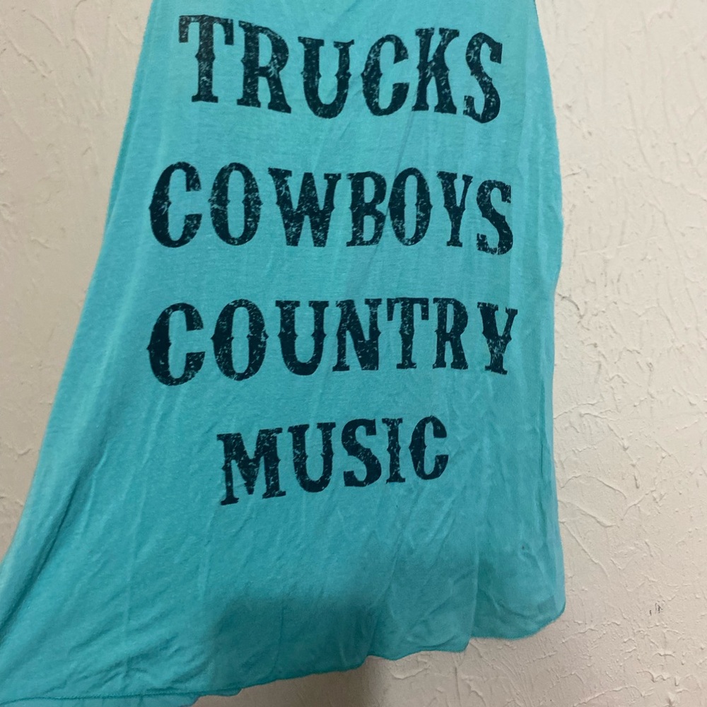 Woman’s Teal Blue Graphic Tank Top size medium